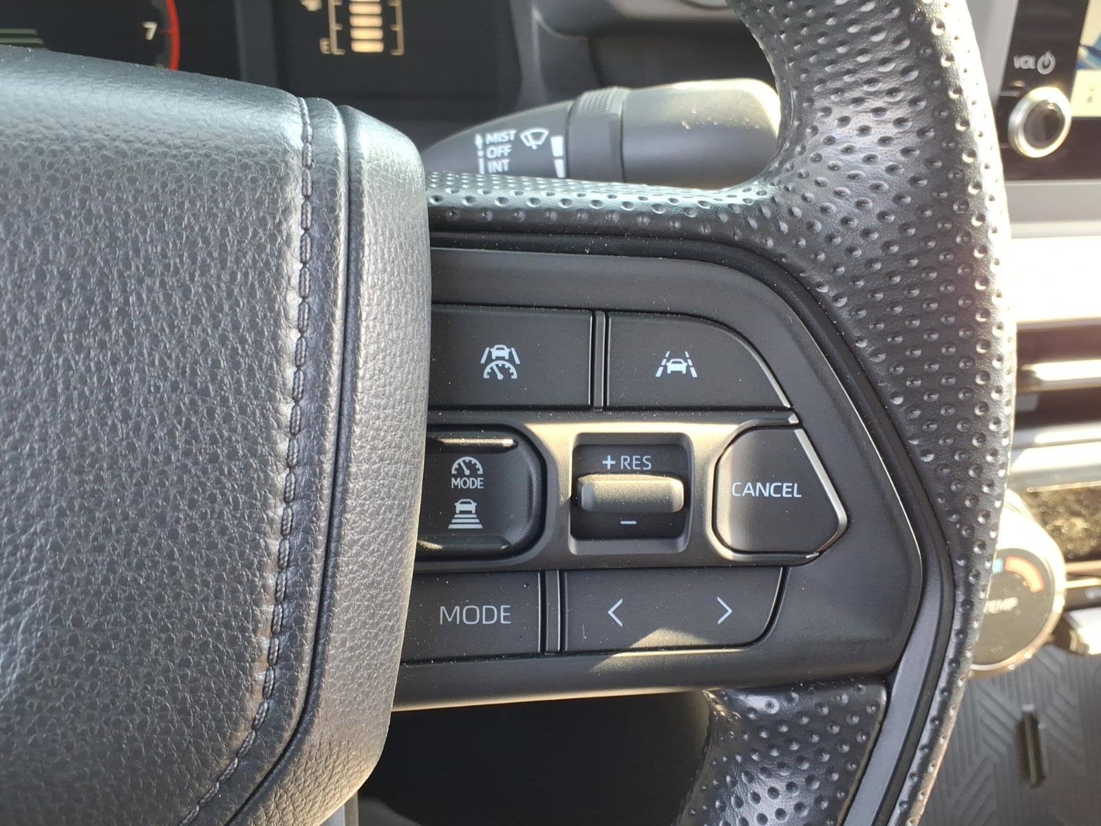 Used 2025 Toyota Tacoma SR5 image 21