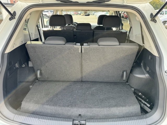 Used 2023 Volkswagen Tiguan S image 9