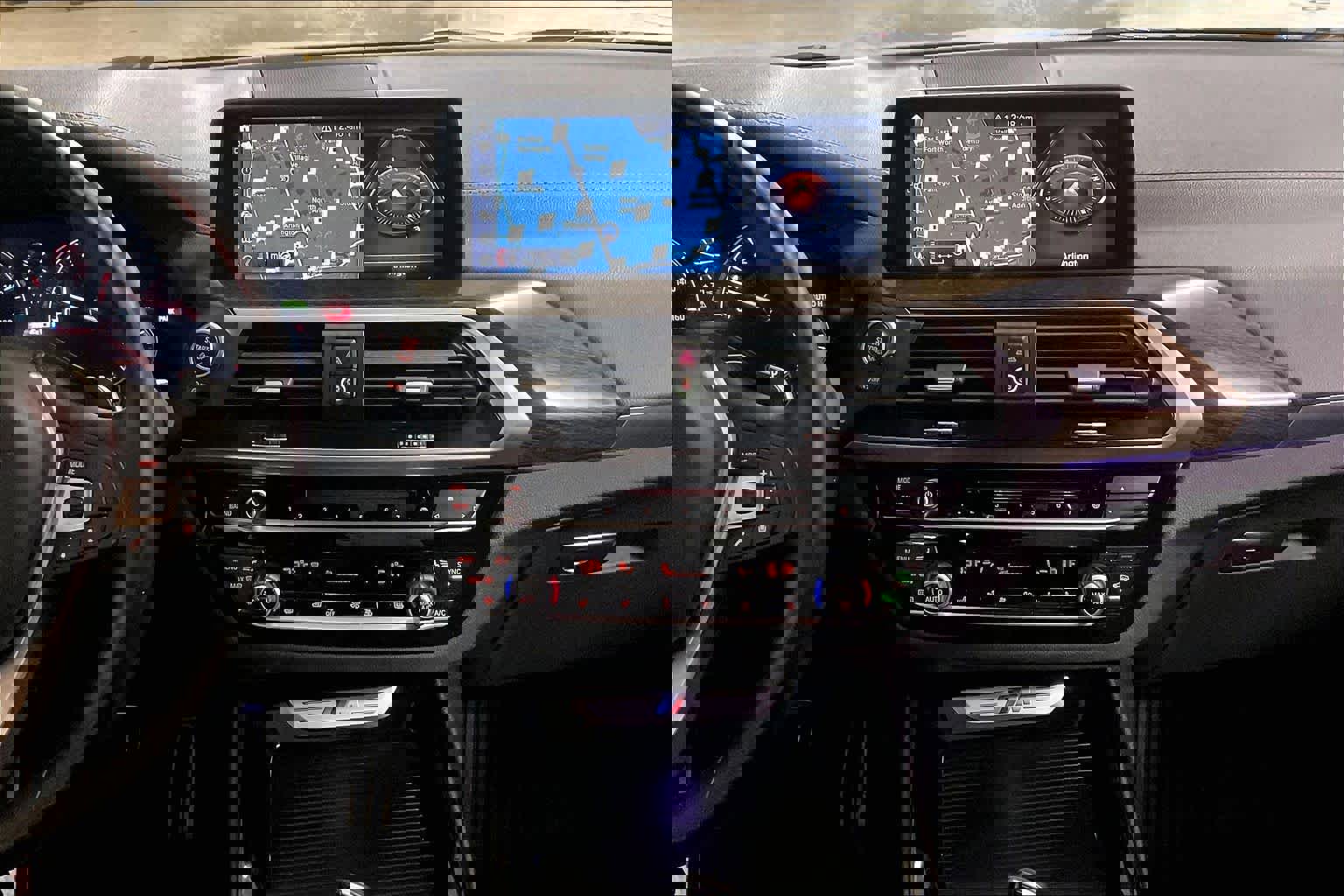 Used 2018 BMW X3 M40i w/ Premium Package image 6