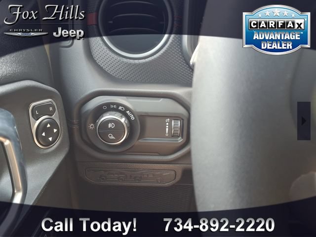 New 2026 Jeep Gladiator Rubicon w/ Safety Group AWD/4WD image 15