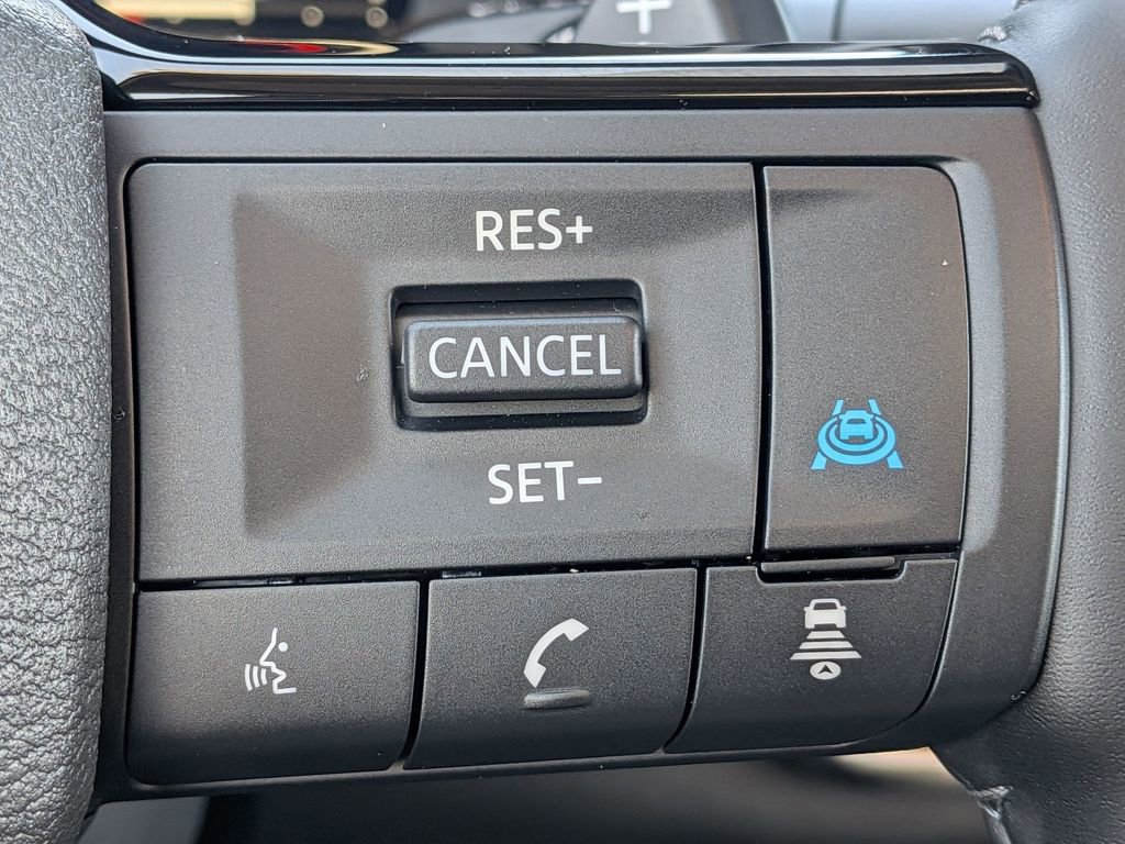 Used 2026 Nissan Rogue Platinum w/ Platinum Premium Package AWD/4WD image 15