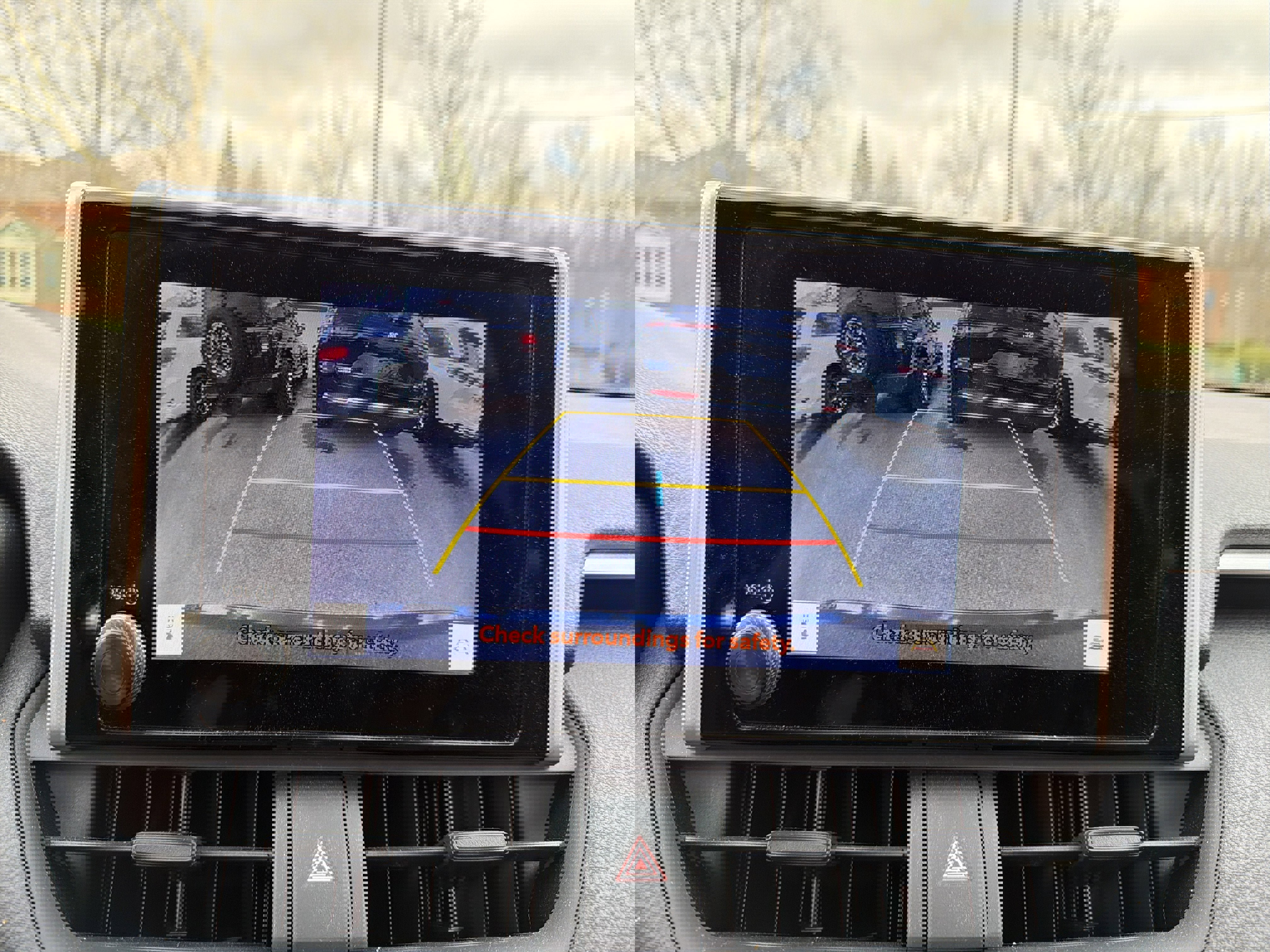 Used 2024 Toyota RAV4 SE w/ Weather & Moonroof Package image 20