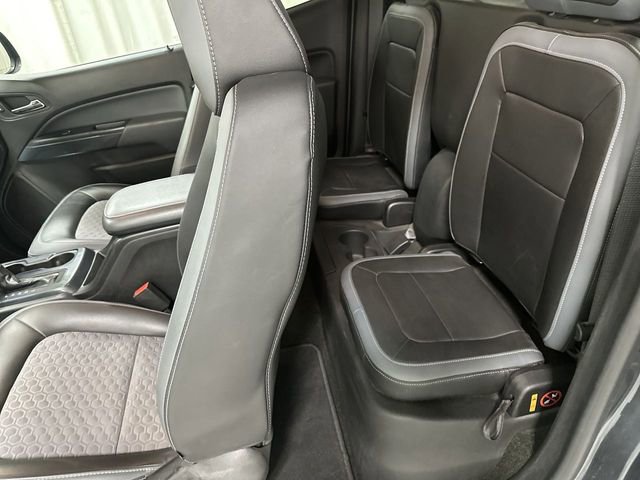 Used 2017 Chevrolet Colorado Z71 AWD/4WD image 15