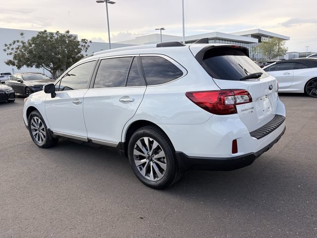 Used 2017 Subaru Outback 3.6R Touring w/ Popular Package #5A AWD/4WD image 9