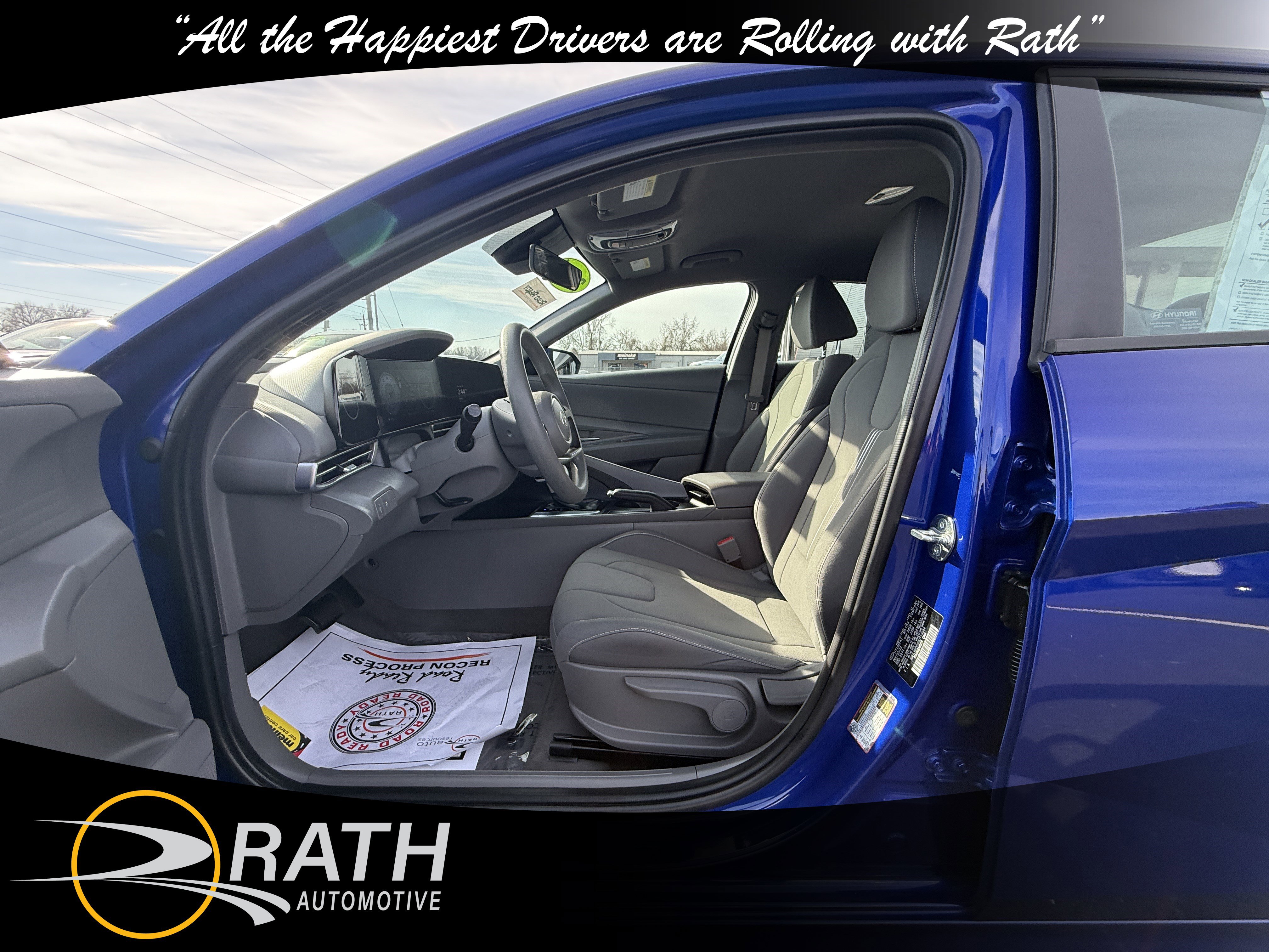 Used 2024 Hyundai Elantra SEL image 12