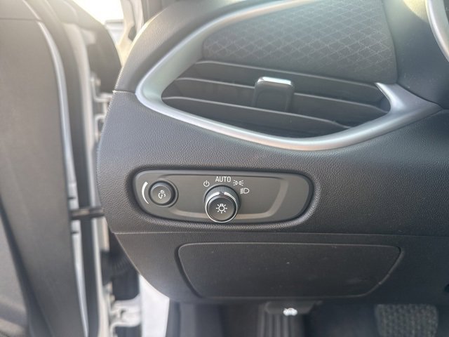 Used 2023 Chevrolet Malibu LT w/ Driver Confidence Package image 14