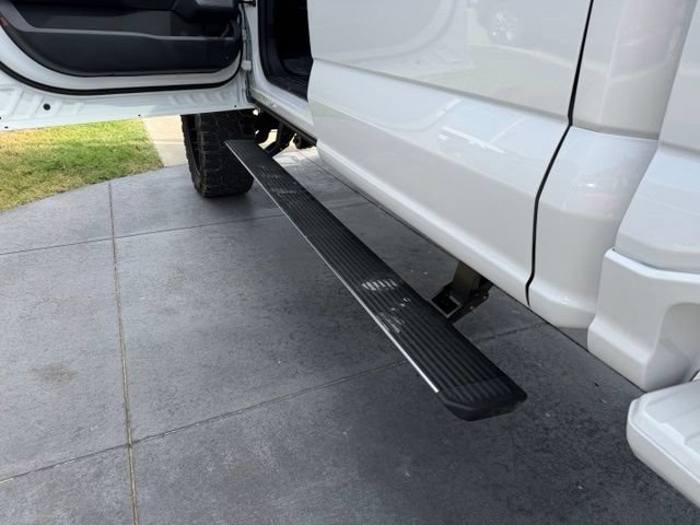Used 2026 Ford F450 Platinum w/ FX4 Off-Road Package AWD/4WD image 9