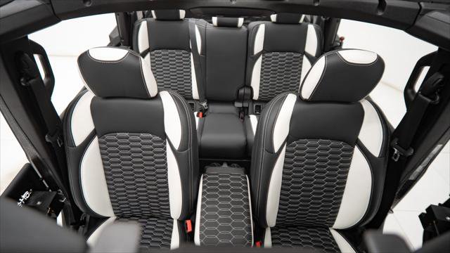 Used 2025 Jeep Gladiator Sport image 42