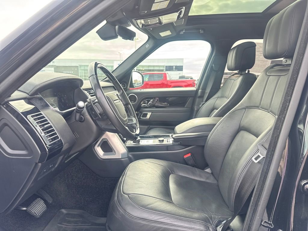 Used 2020 Land Rover Range Rover HSE image 31