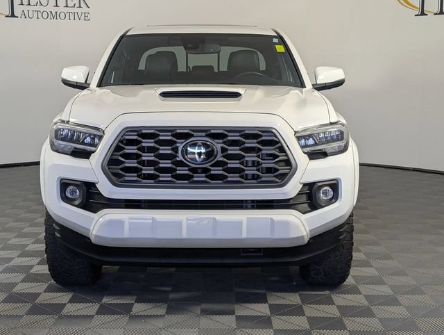 Used 2023 Toyota Tacoma TRD Sport w/ TRD Premium Sport Package AWD/4WD image 3