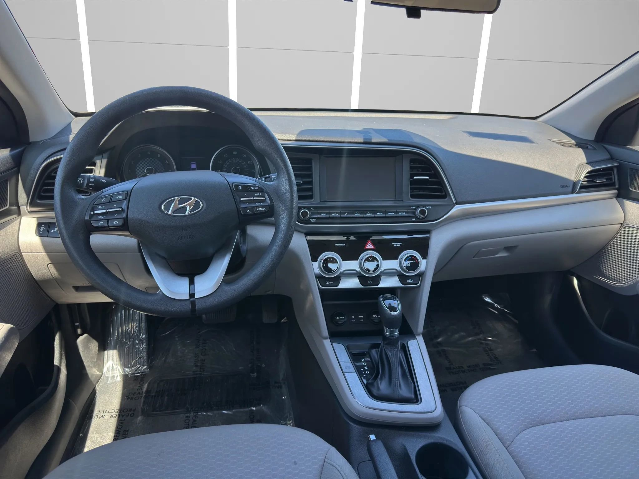 Used 2019 Hyundai Elantra SEL FWD image 17
