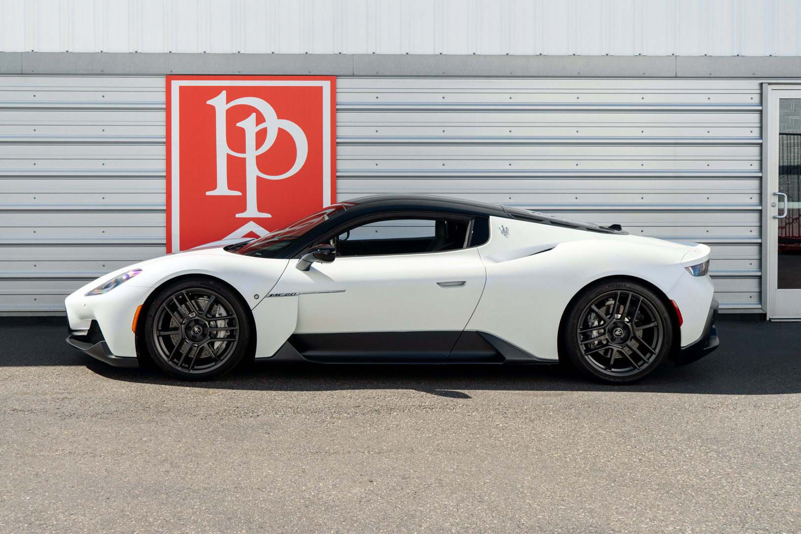Used 2023 Maserati MC20 Coupe RWD image 36