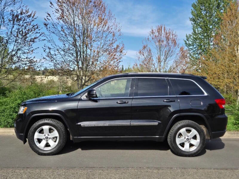 Used 2012 Jeep Grand Cherokee Laredo AWD/4WD image 10