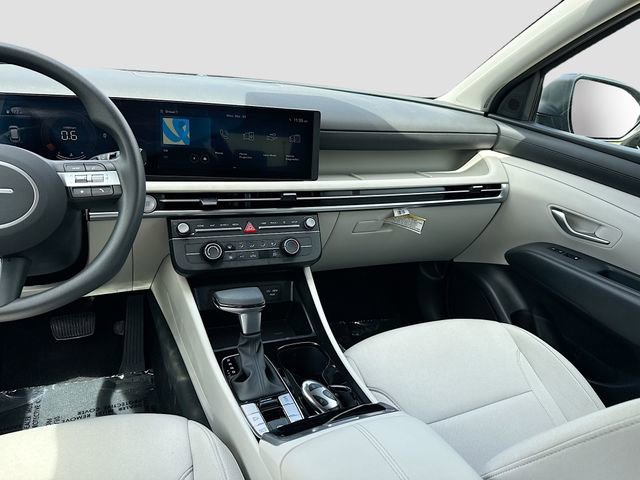Certified 2026 Hyundai Tucson SE FWD image 22