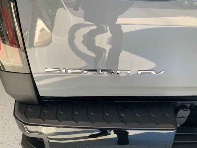 New 2026 GMC Sierra EV Elevation image 34