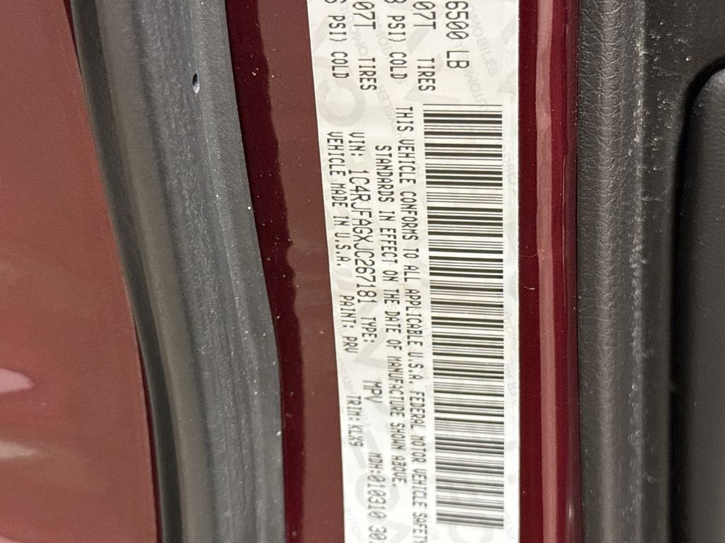 Used 2018 Jeep Grand Cherokee Altitude image 29