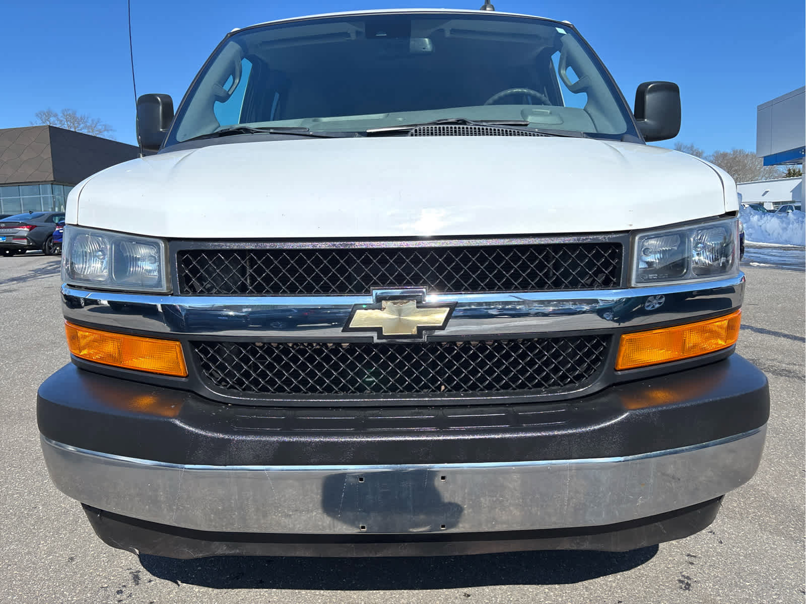Used 2019 Chevrolet Express 3500 LT w/ LT Preferred Equipment Group image 4