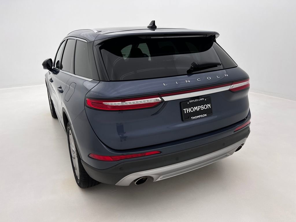 Used 2022 Lincoln Corsair AWD w/ Premium Package image 8