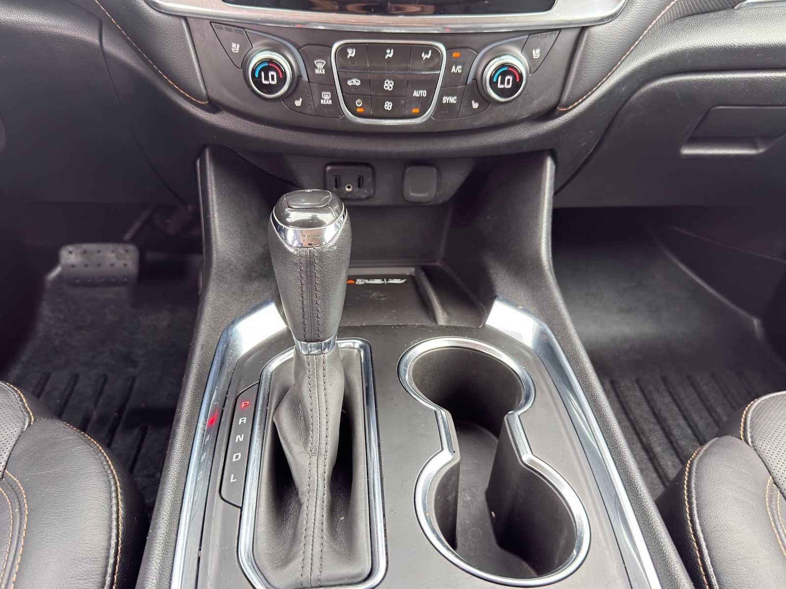 Used 2018 Chevrolet Traverse Premier w/ Redline Edition FWD image 33