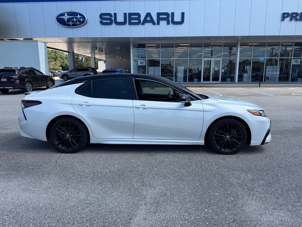 Used 2024 Toyota Camry XSE FWD image 2
