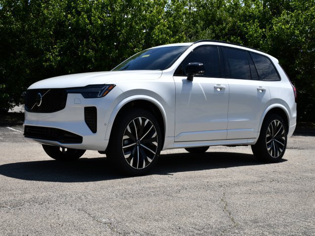 New 2026 Volvo XC90 B6 Ultra w/ Protection Package Premier AWD/4WD image 3