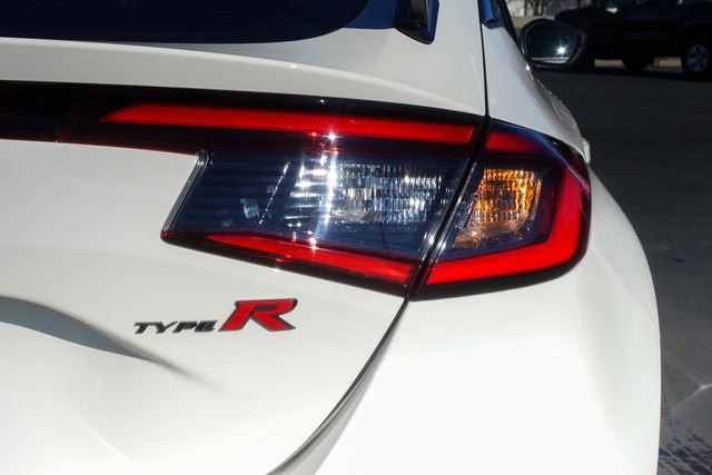 Used 2024 Honda Civic Type R image 8