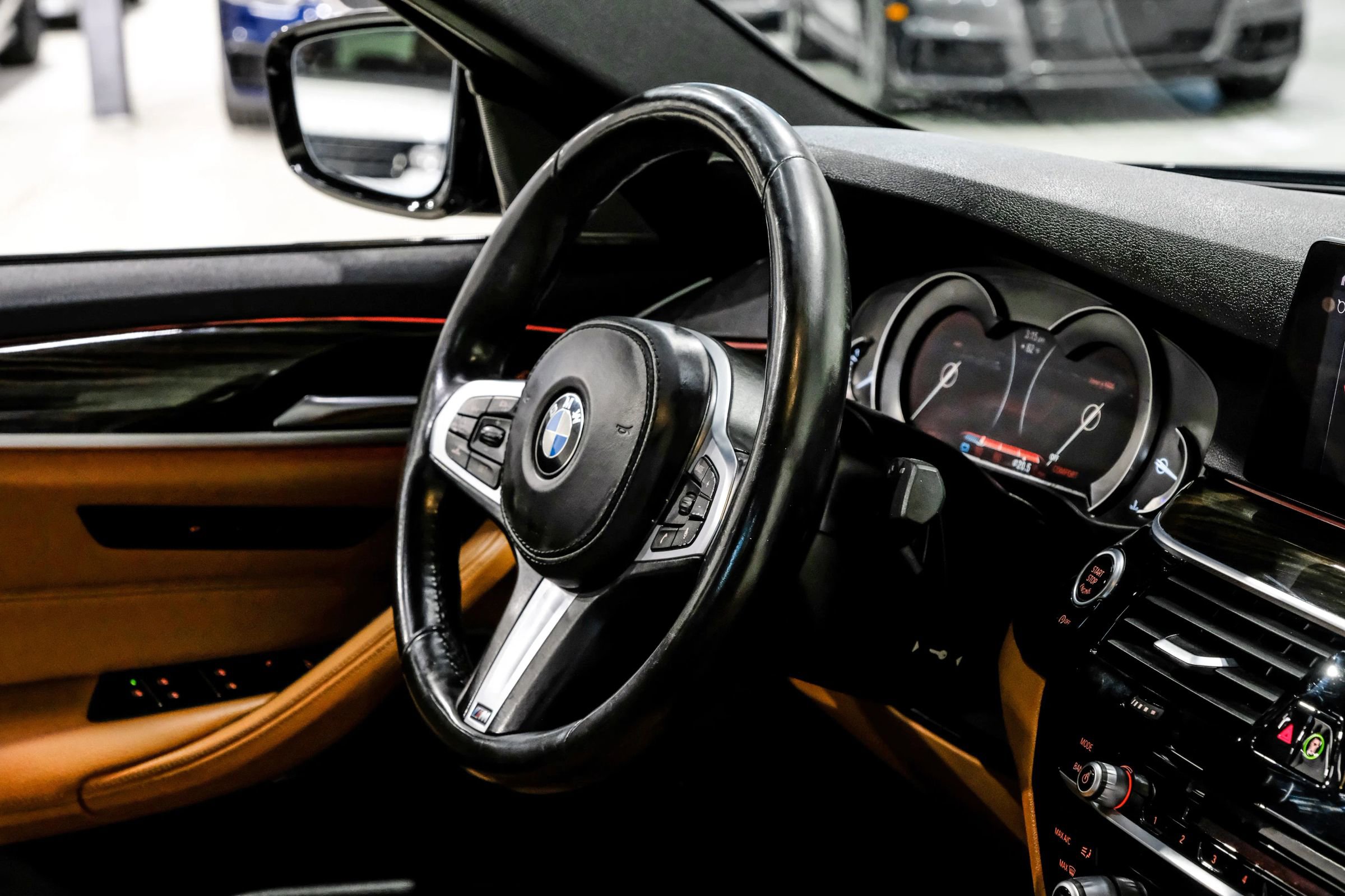 Used 2019 BMW 540i w/ M Sport Package RWD image 22