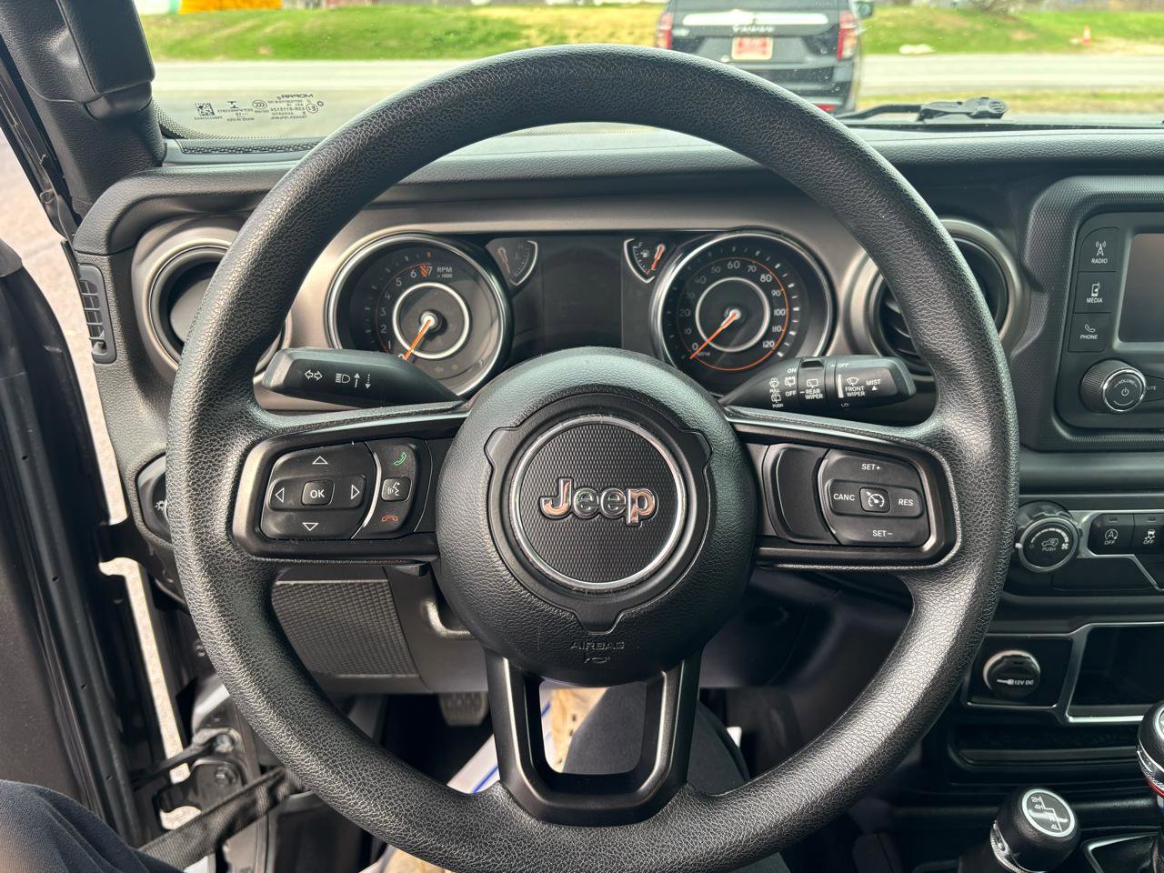 Used 2019 Jeep Wrangler Sport image 10