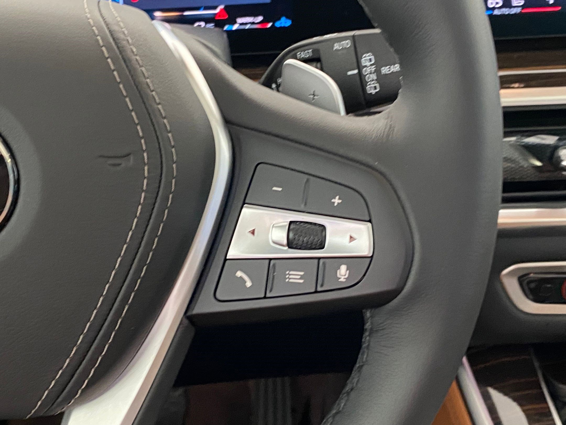 Used 2026 BMW X5 xDrive40i w/ Climate Comfort Package image 30