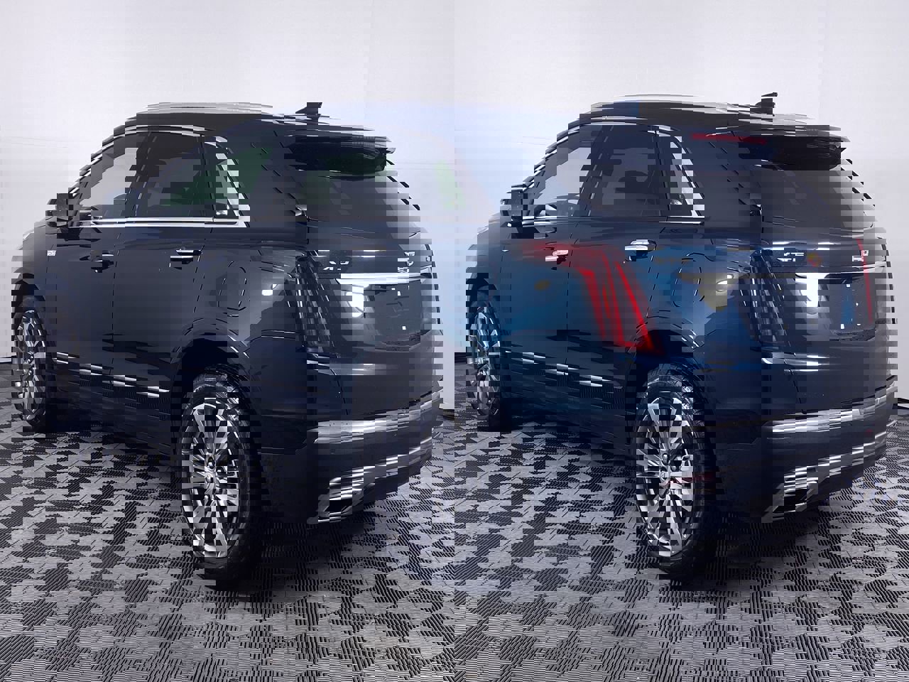 Certified 2025 Cadillac XT5 Premium Luxury image 20