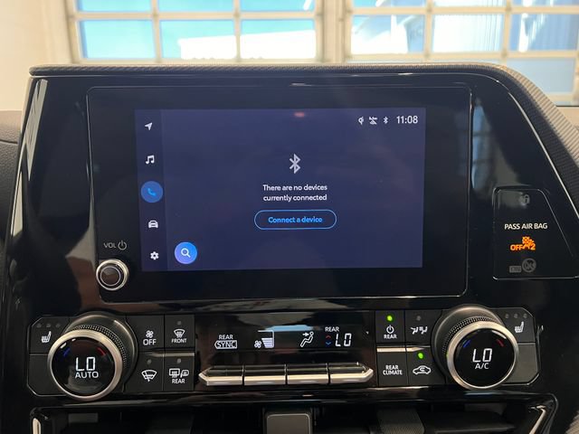Used 2025 Toyota Highlander XSE AWD/4WD image 27