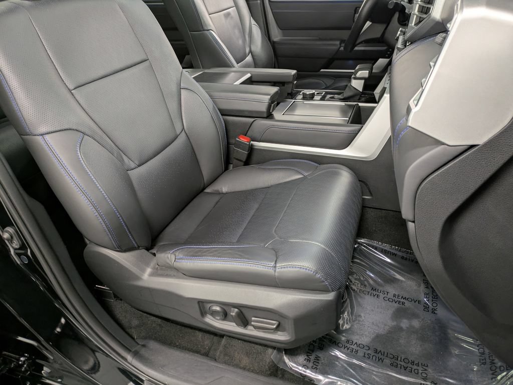 Used 2024 Toyota Tundra Platinum AWD/4WD image 30