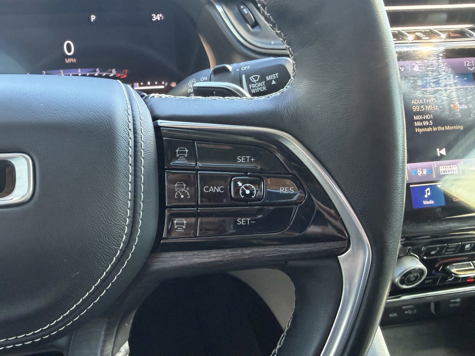 Used 2022 Jeep Grand Cherokee L Overland w/ Luxury Tech Group IV image 38