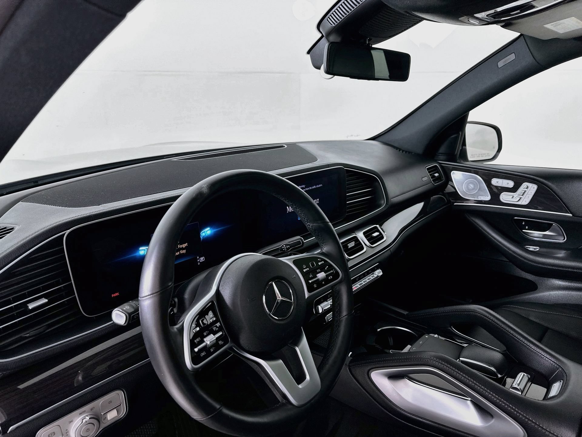 Used 2020 Mercedes-Benz GLS 450 4MATIC image 10