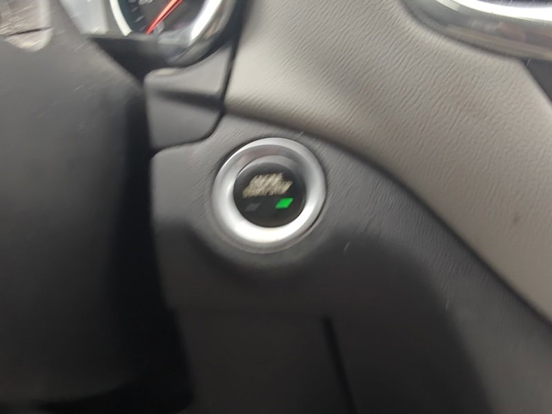 Used 2019 Chevrolet Equinox LT image 14