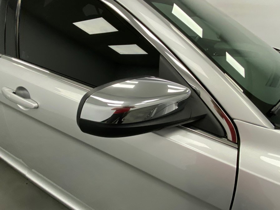 Used 2019 Ford Taurus Limited FWD image 15