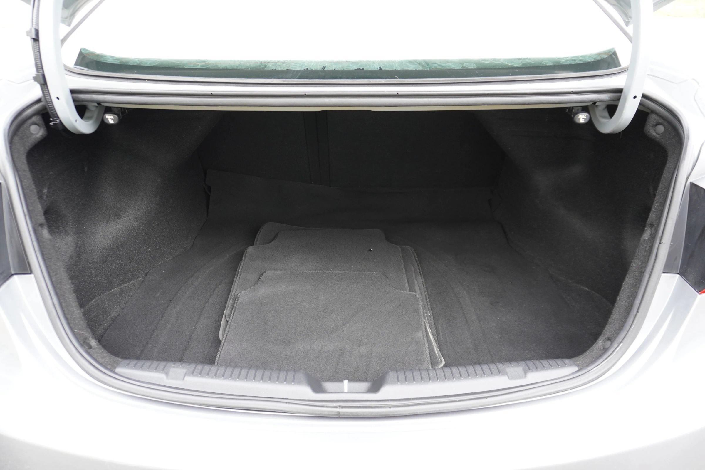 Used 2015 Hyundai Elantra SE w/ Option Group 02 FWD image 24