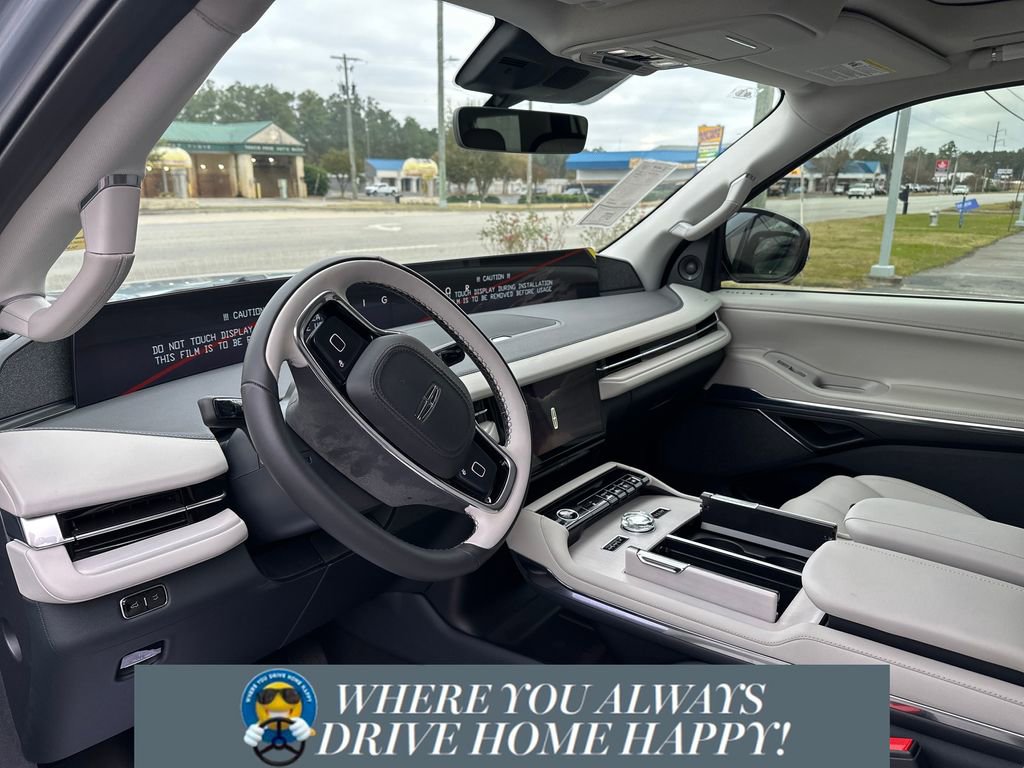 New 2025 Lincoln Navigator L Reserve image 9