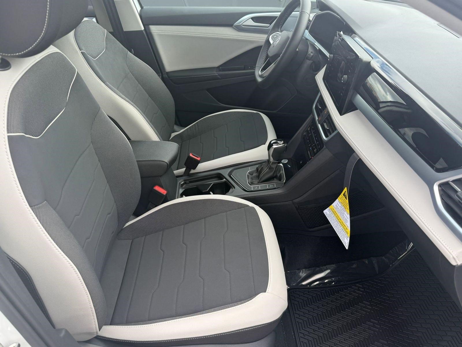 Used 2026 Volkswagen Taos S FWD image 20