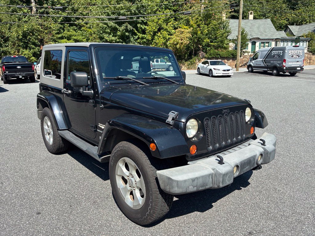 Used 2007 Jeep Wrangler Sahara w/ Dual Top Group
