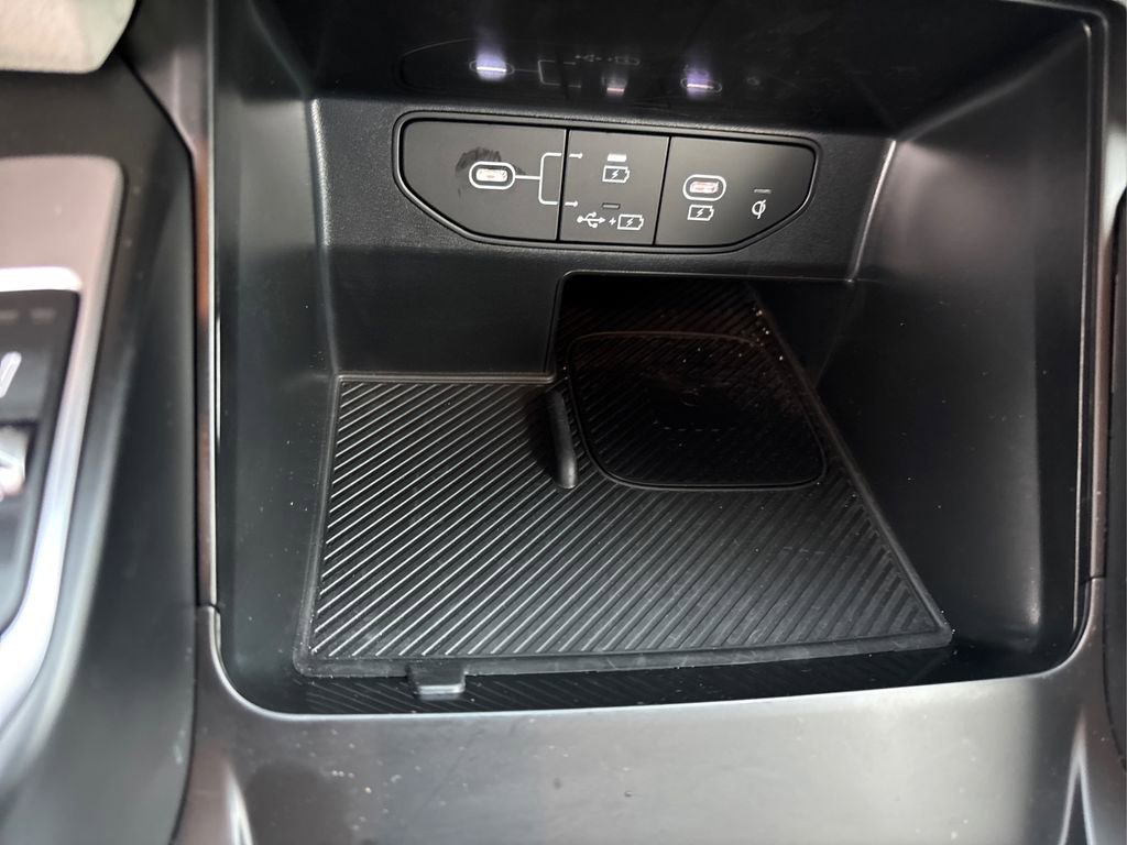 Certified 2025 Kia Sorento S image 41