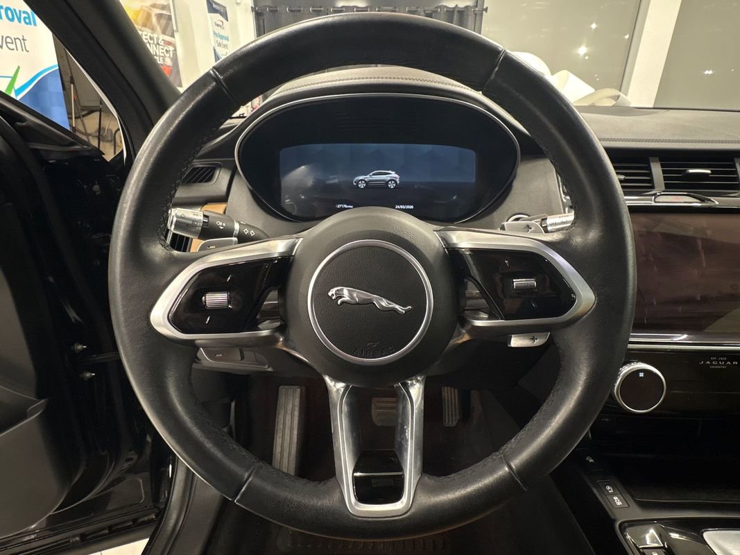 Used 2021 Jaguar E-PACE SE image 17