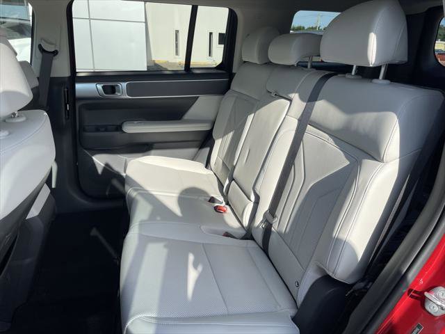 New 2025 Hyundai Santa Fe SEL image 11