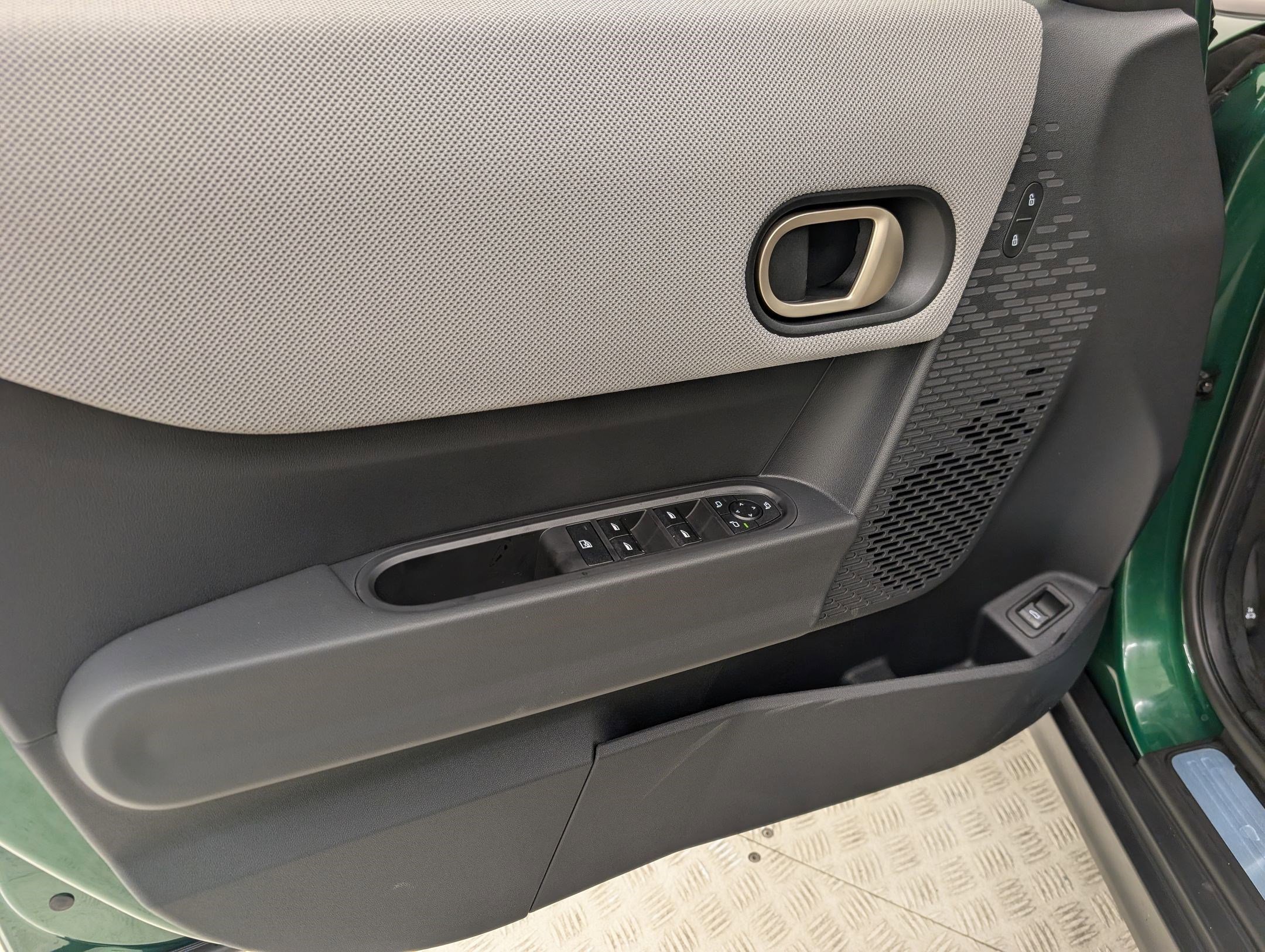 New 2026 MINI Cooper S image 21