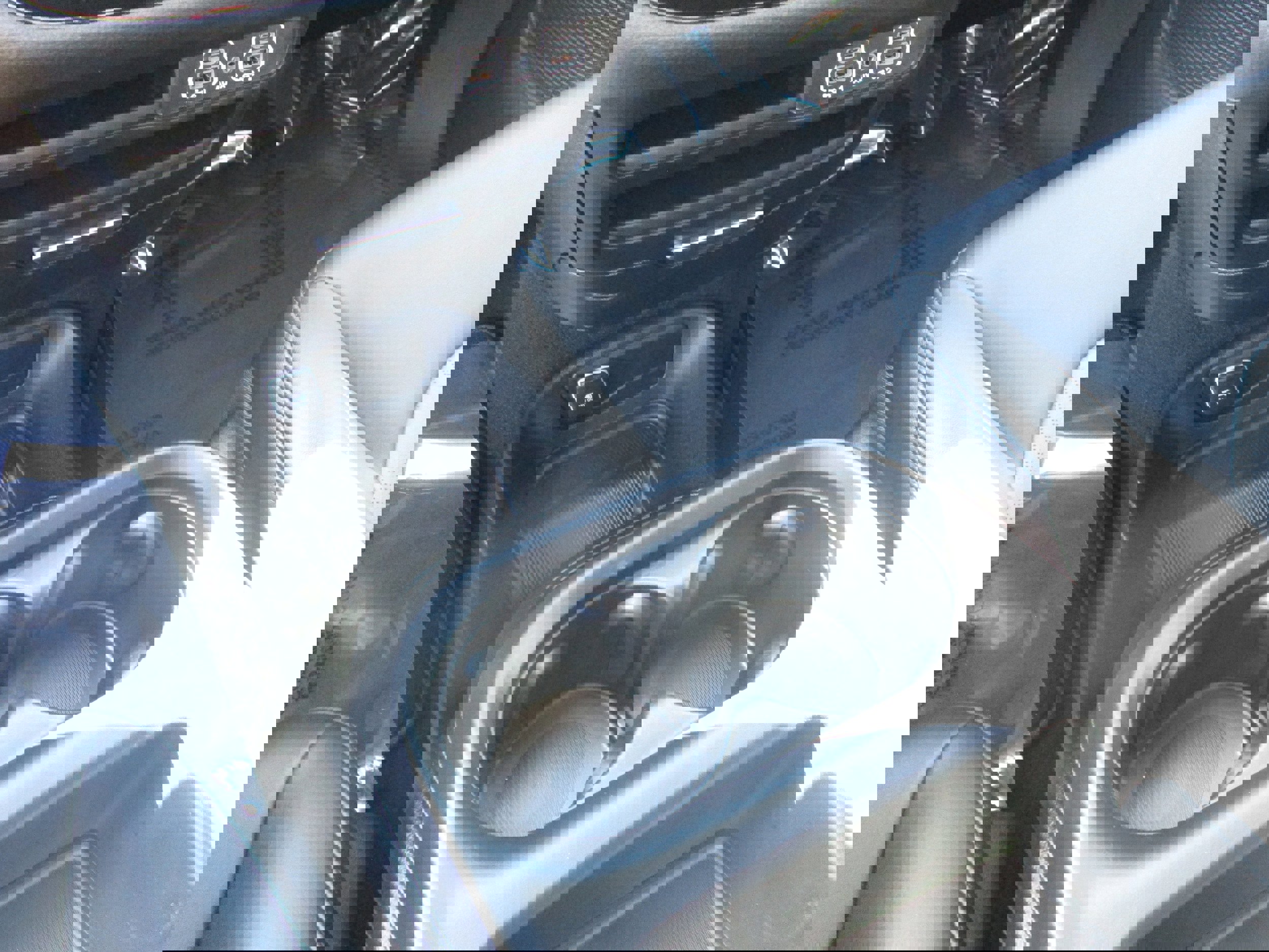 Used 2025 Chrysler Pacifica Select image 29