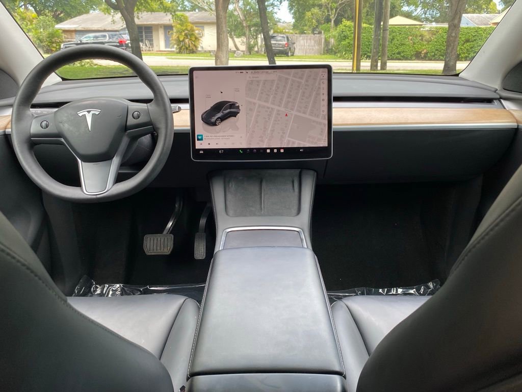 Used 2023 Tesla Model Y Performance AWD/4WD image 4