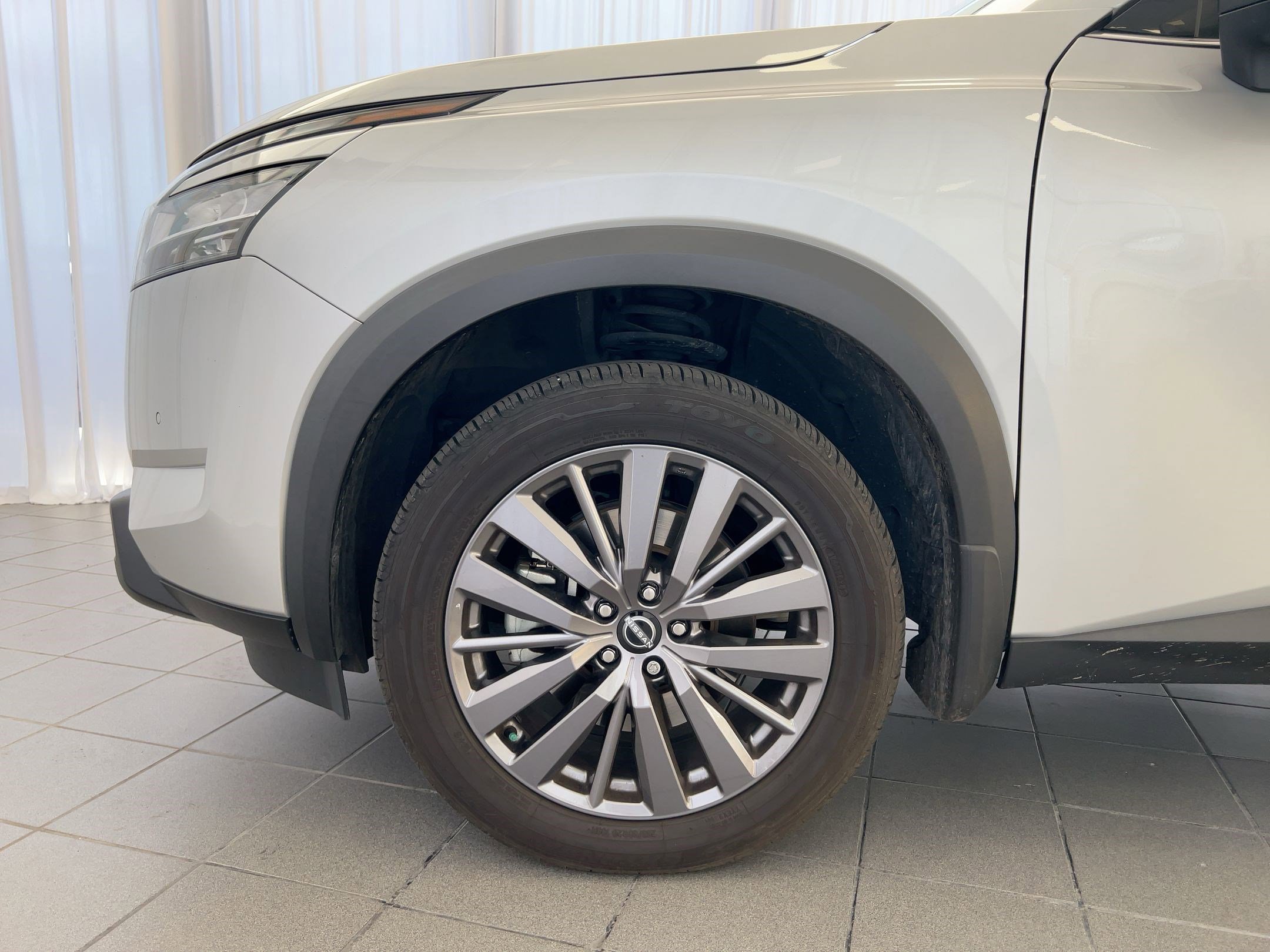 Used 2023 Nissan Pathfinder SL w/ SL Premium Package image 12