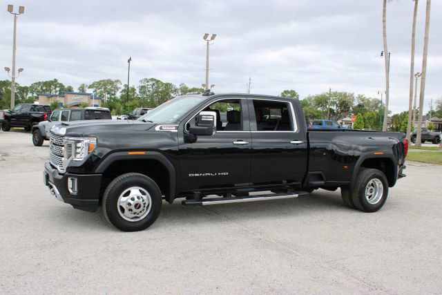 Used 2022 GMC Sierra 3500 Denali w/ Denali Ultimate Package AWD/4WD image 5