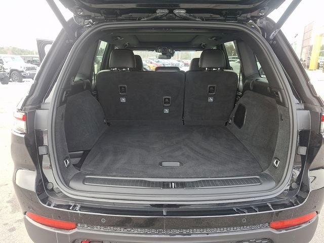 Used 2022 Jeep Grand Cherokee Trailhawk AWD/4WD image 29