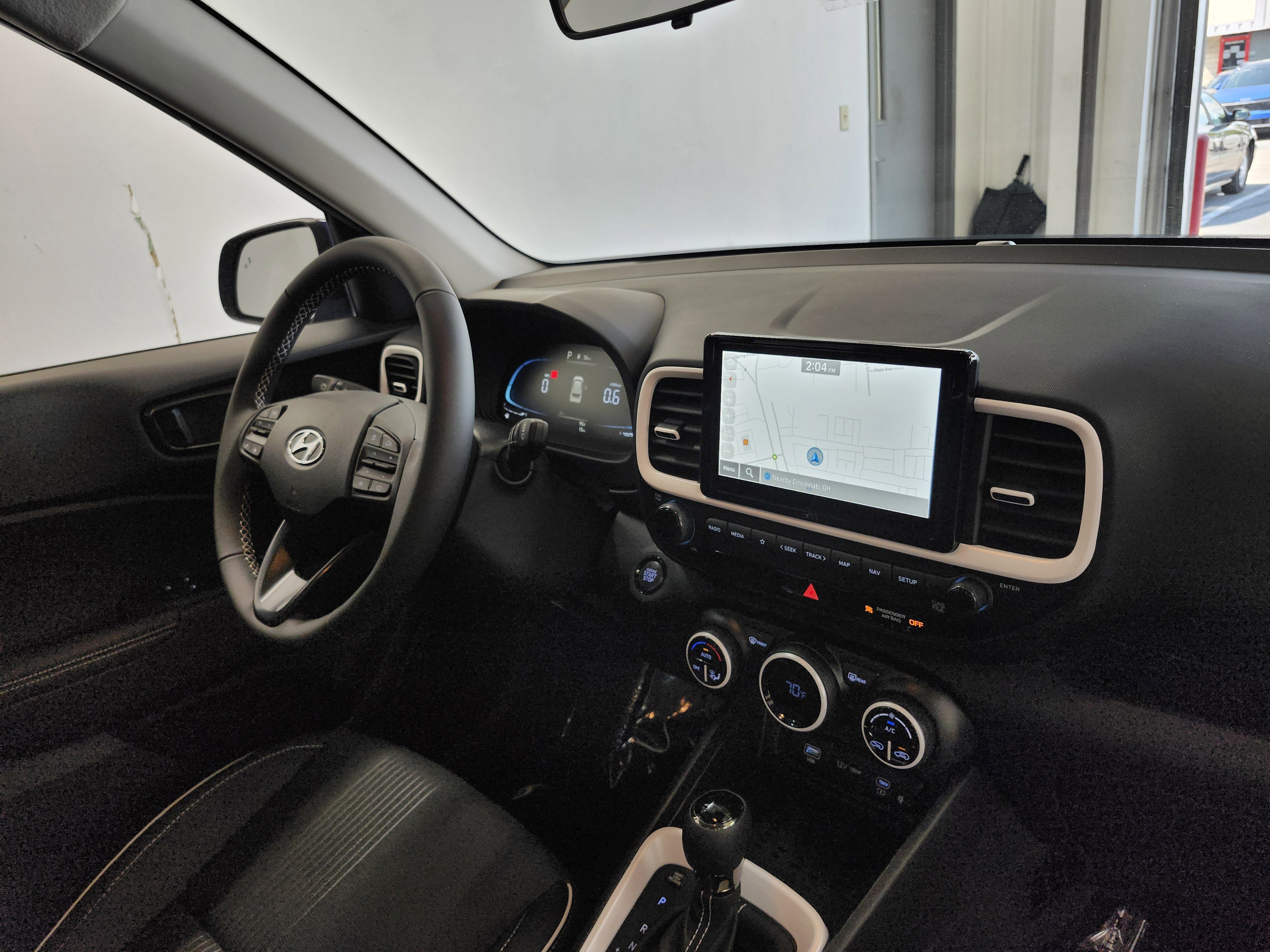 New 2025 Hyundai Venue Limited image 4